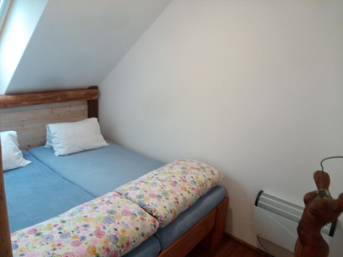 Ubytovani Agnes Jaronice Bagian luar foto